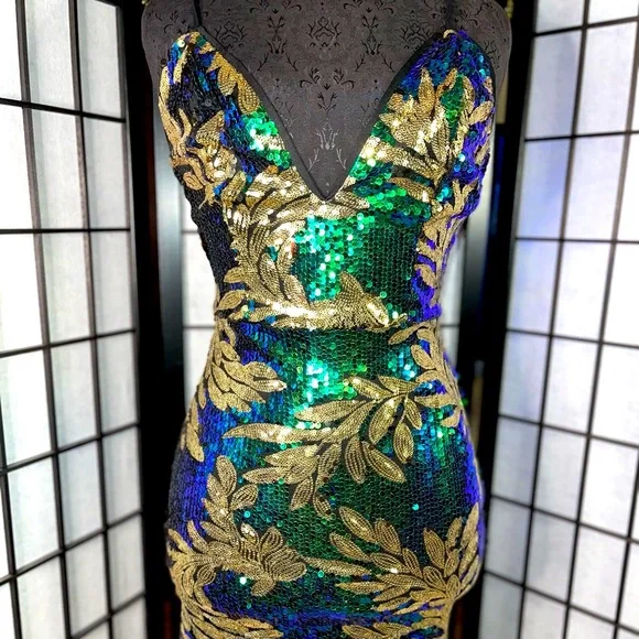 knee length dresses for ladies Gilded Secret Black Sequin Keyhole Cutout Mini Dress